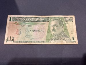 1 QUETZAL