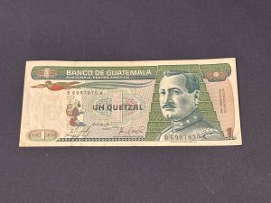 1 QUETZAL